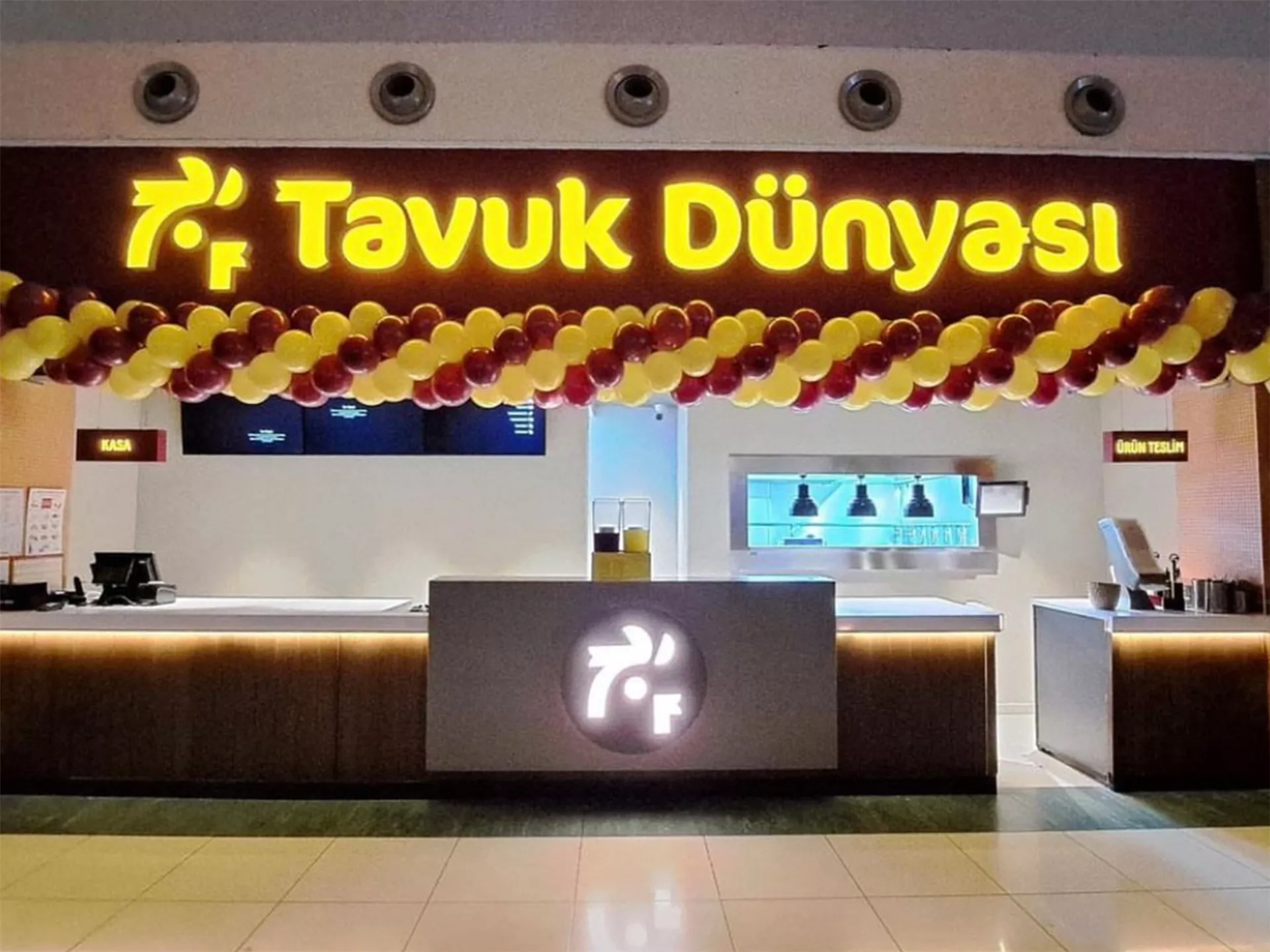 Konya Kule Site Avm Tavuk Dünyası