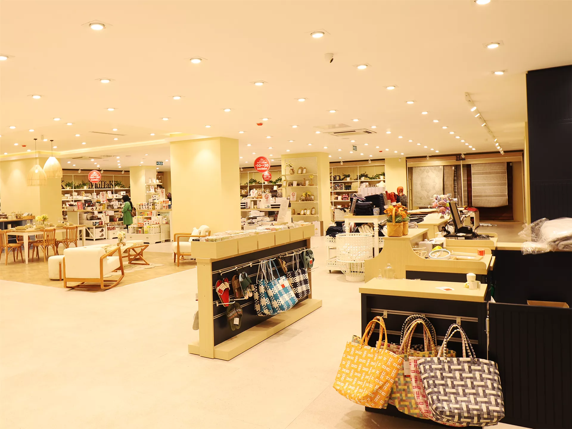 Beylikdüzü Kavaklı English Home Mağazası