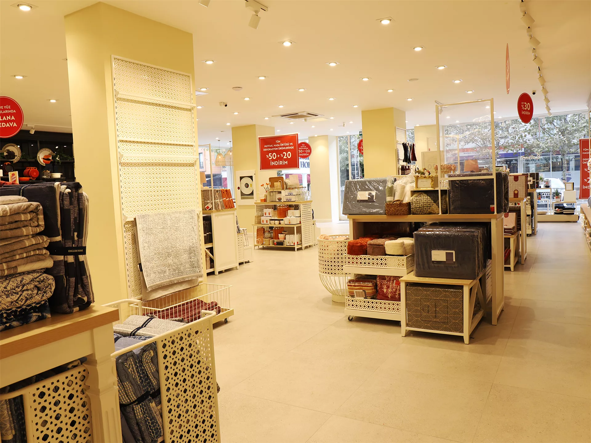 Beylikdüzü Kavaklı English Home Mağazası